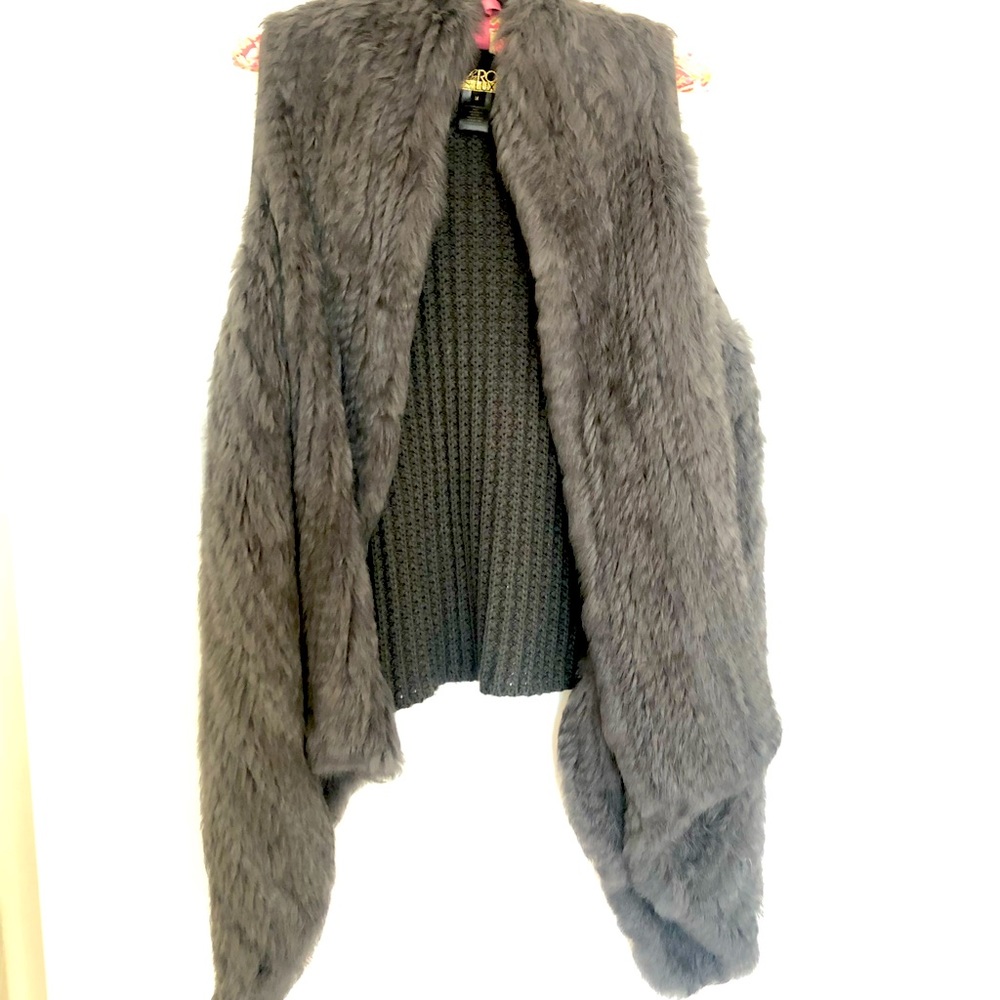 La Rok Luxe rabbit fur vest, size M